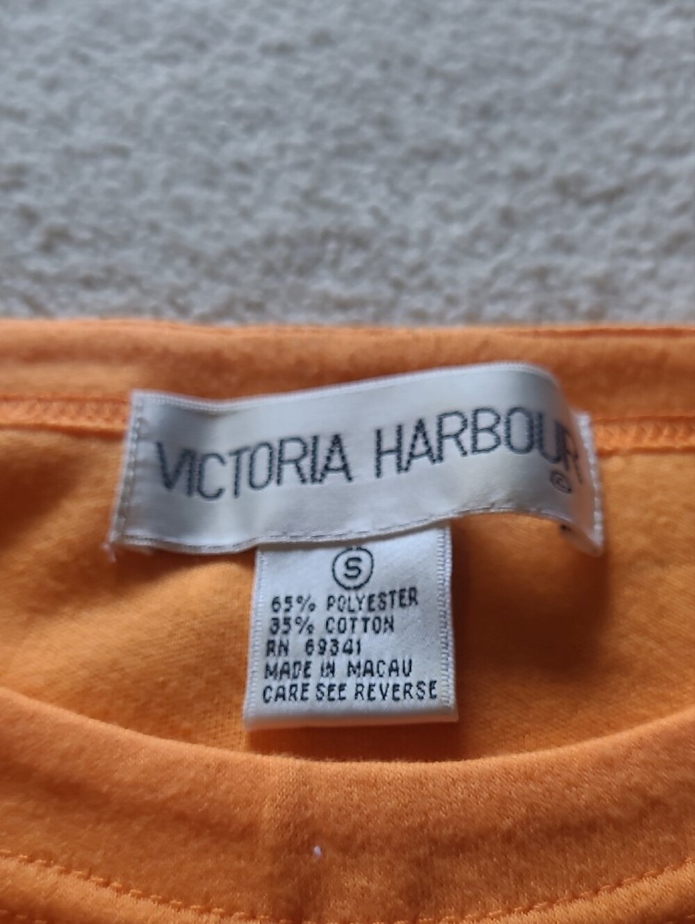 Victoria Harbour VINTAGE Size S Short Sleeve Orange Embellished Beach Tee - Picture 2 of 16